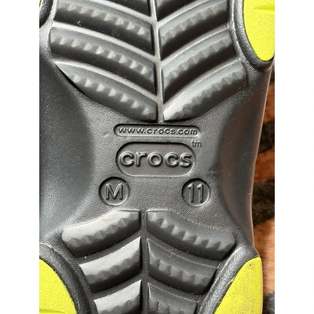 Crocs Ron English Area 54 Glow in the Dark Alien Green Men's Clog Sandals Size11